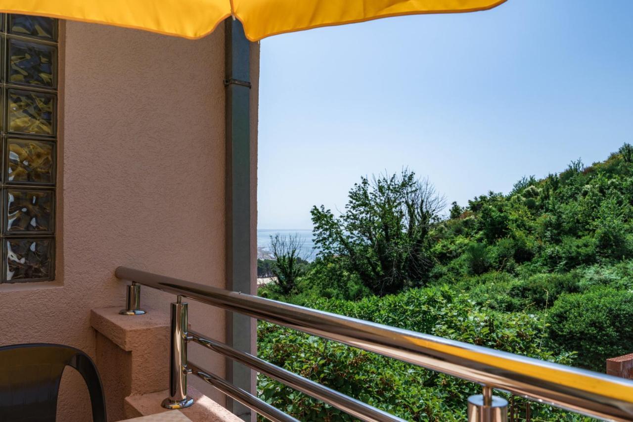 Apartments Villa Egzon Ulcinj Exterior foto